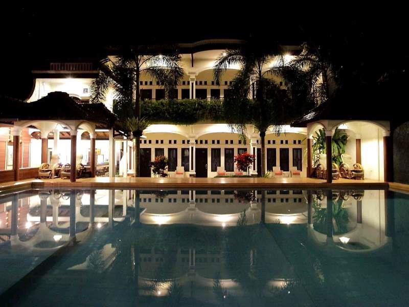 Pondok Indah Beach Hotel Pangandaran Esterno foto
